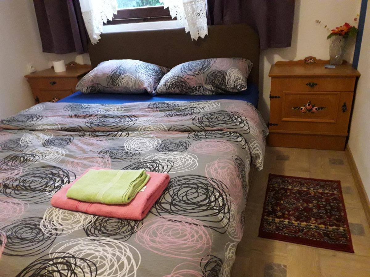 באניה לוקה Hostel Topic מראה חיצוני תמונה